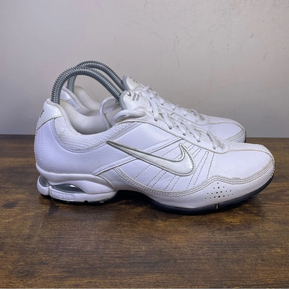 Nike Women’s Sneakers size 8 shoes